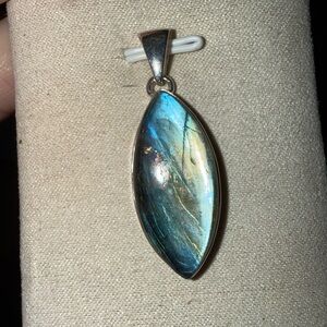 Labradorite pendant